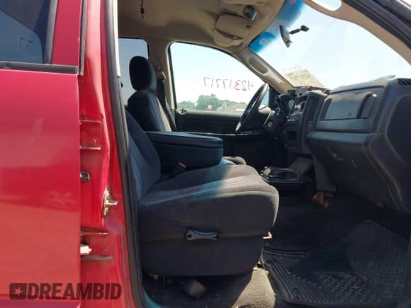 2003 Dodge 1500 ST z VIN 1D7HA18Z83S122807, wystawiony jako IAAI lot #42317717 z przebiegiem 212 267 mil mil oraz . Historia ofert i sprzedaży dostępna na DreamBid. Obrazek 5.