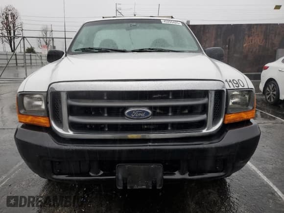 ✅ 1999 Ford F-250 XL • VIN: 1FTNF20L6XEE74882 • Lot: 45205425. Listed on Copart with 248,699 mi. Free auction sales archive from the USA and detailed vehicle history report at DreamBid. Image 5.