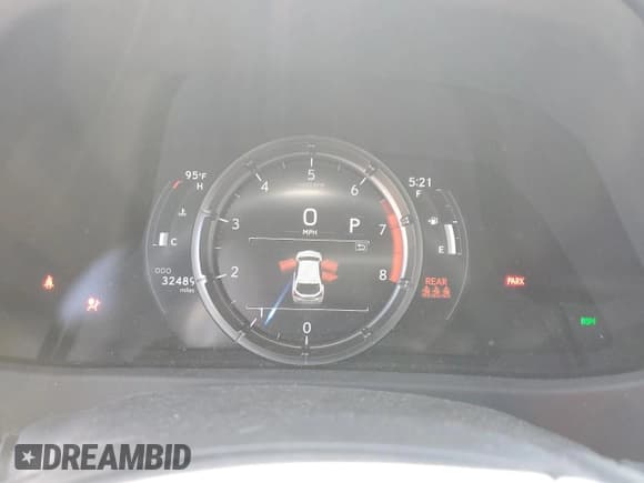 ✅ 2019 Lexus UX 200 • VIN: JTHY3JBH3K2005167 • Lot: 70430185. Listed on Copart with 32,489 mi. Free auction sales archive from the USA and detailed vehicle history report at DreamBid. Image 9.