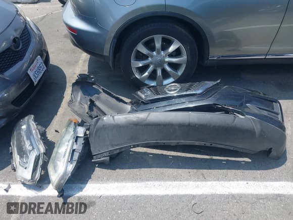 ✅ 2018 Nissan Rogue SL • VIN: JN8AT2MT0JW470639 • Lot: 42583111. Listed on IAAI with 93,897 mi. Free auction sales archive from the USA and detailed vehicle history report at DreamBid. Image 12.