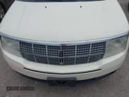 ✅ 2008 Lincoln MKX • VIN: 2LMDU68C08BJ22262 • Lot: 43090911. Listed on IAAI with 219,734 mi. Free auction sales archive from the USA and detailed vehicle history report at DreamBid. Image 6.