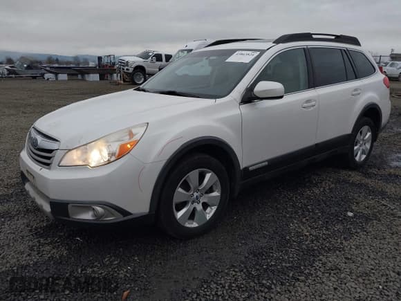 ✅ 2012 Subaru Outback Limited • VIN: 4S4BRBKC6C3235373 • Лот: 43863824. Опубликован ранее на IAAI с пробегом 126 943 миль. Бесплатный доступ к архиву аукционных продаж из США и подробный отчёт об истории автомобиля на DreamBid. Изображение 2.