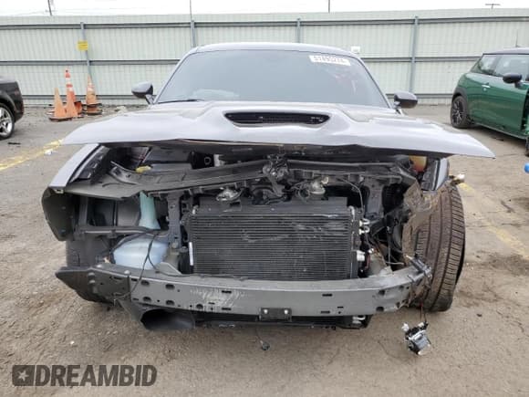 ✅ 2020 Dodge Challenger R/T Scat Pack • VIN: 2C3CDZFJ4LH121141 • Lot: 51495274. Wystawiony na Copart z przebiegiem 24 711 mil. Bezpłatny archiwum sprzedaży aukcyjnych z USA i szczegółowy raport historii pojazdu na DreamBid. Zdjęcie 5.