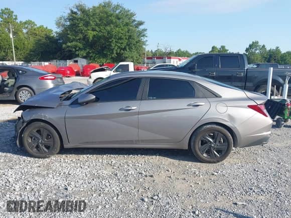 2022 Hyundai Elantra SEL с VIN KMHLM4AG9NU239420, выставлен на аукционе IAAI как лот 42925042 с пробегом 66 426 миль миль и . История ставок и продаж доступна на DreamBid. Изображение 14.