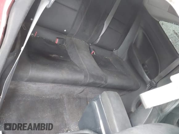 ✅ 2006 Honda Civic Si • VIN: 2HGFG21586H707445 • Lot: 43250181. Wystawiony na IAAI z przebiegiem 181 852 mil. Bezpłatny archiwum sprzedaży aukcyjnych z USA i szczegółowy raport historii pojazdu na DreamBid. Zdjęcie 8.