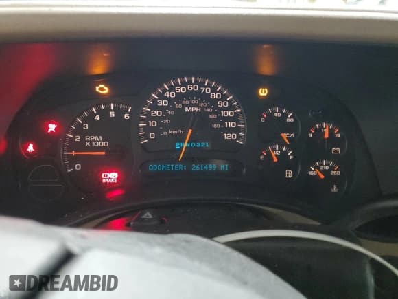 ✅ 2005 Chevrolet Suburban LS • VIN: 3GNFK16Z05G113344 • Lot: 90933865. Listed on Copart with 261,499 mi. Free auction sales archive from the USA and detailed vehicle history report at DreamBid. Image 9.