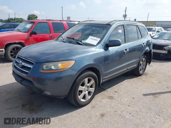 ✅ 2008 Hyundai Santa Fe SE • VIN: 5NMSH13E88H149895 • Lot: 43085884. Wystawiony na IAAI z przebiegiem 197 789 mil. Bezpłatny archiwum sprzedaży aukcyjnych z USA i szczegółowy raport historii pojazdu na DreamBid. Zdjęcie 17.