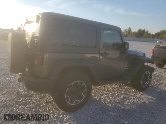 ✅ 2017 Jeep Wrangler Sport • VIN: 1C4GJWAG0HL607259 • Лот: 82005905. Опубликован ранее на Copart с пробегом 57 496 миль. Бесплатный доступ к архиву аукционных продаж из США и подробный отчёт об истории автомобиля на DreamBid. Изображение 3.