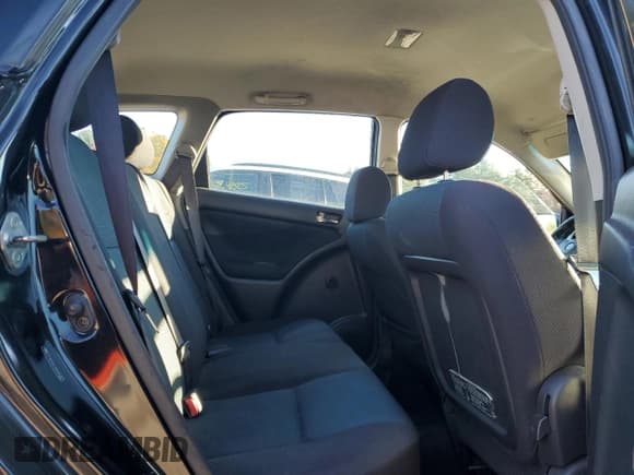 ✅ 2006 Toyota Matrix XR • VIN: 2T1KR32E16C605281 • Лот: 90936715. Опубликован ранее на Copart с пробегом 110 348 миль. Бесплатный доступ к архиву аукционных продаж из США и подробный отчёт об истории автомобиля на DreamBid. Изображение 10.