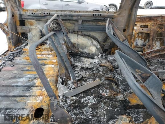 ✅ 1987 Ford Bronco • VIN: 1FMCU14T3HUC77415 • Лот: 47737825. Опубликован ранее на Copart с пробегом Не указан. Бесплатный доступ к архиву аукционных продаж из США и подробный отчёт об истории автомобиля на DreamBid. Изображение 11.