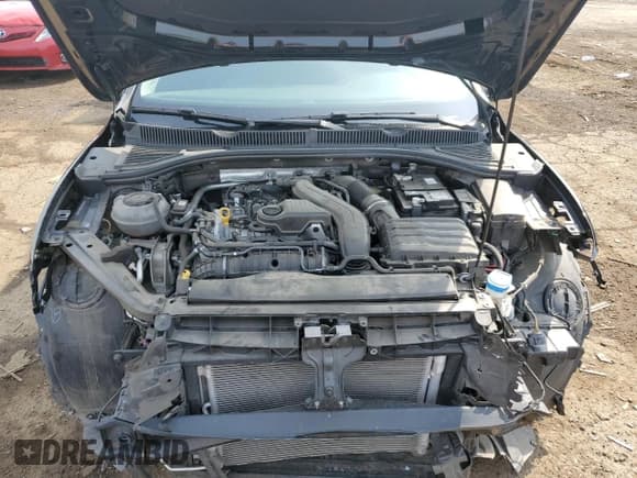 ✅ 2022 Volkswagen Jetta SEL • VIN: 3VWGM7BU5NM010536 • Лот: 61058555. Опубликован ранее на Copart с пробегом 45 639 миль. Бесплатный доступ к архиву аукционных продаж из США и подробный отчёт об истории автомобиля на DreamBid. Изображение 11.