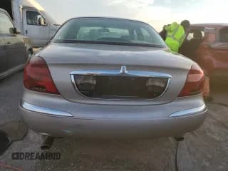 ✅ 2000 Lincoln Continental • VIN: 1LNHM97V3YY920453 • Lot: 76306424. Wystawiony na Copart z przebiegiem 117 912 mil. Bezpłatny archiwum sprzedaży aukcyjnych z USA i szczegółowy raport historii pojazdu na DreamBid. Zdjęcie 6.