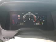 ✅ 2025 Toyota Tundra TRD Pro Hybrid • VIN: 5TFPC5DB8SX090510 • Lot: 47628565. Wystawiony na Copart z przebiegiem 77 mil. Bezpłatny archiwum sprzedaży aukcyjnych z USA i szczegółowy raport historii pojazdu na DreamBid. Zdjęcie 9.