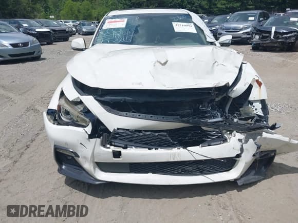 ✅ 2019 Infiniti Q50 Luxe • VIN: JN1EV7AP6KM511044 • Lot: 42710994. Listed on IAAI with 48,484 mi. Free auction sales archive from the USA and detailed vehicle history report at DreamBid. Image 16.