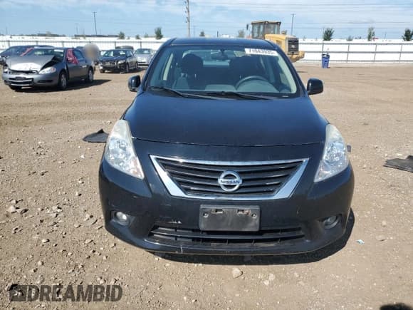 ✅ 2014 Nissan Versa SL • VIN: 3N1CN7AP2EL821875 • Lot: 71043935. Wystawiony na Copart z przebiegiem 113 262 mil. Bezpłatny archiwum sprzedaży aukcyjnych z USA i szczegółowy raport historii pojazdu na DreamBid. Zdjęcie 5.