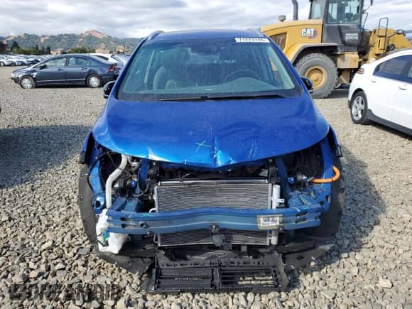 2020 Chevrolet Bolt EV 2LT z VIN 1G1FX6S03L4104381, wystawiony jako Copart lot #71223745 z przebiegiem 59 240 mil mil oraz Szkoda całkowita • Salvage title. Historia ofert i sprzedaży dostępna na DreamBid. Obrazek 5.