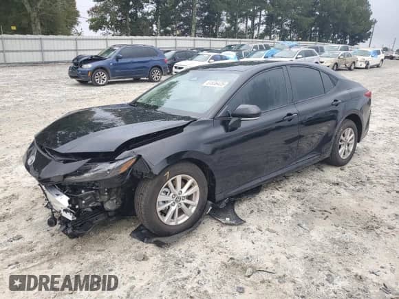 2025 Toyota Camry LE with VIN 4T1DAACK6SU196115, listed as a Copart auction lot 81836425 with 5,440 mi miles and Salvage title. Bid and sale history available at DreamBid. Image 1.