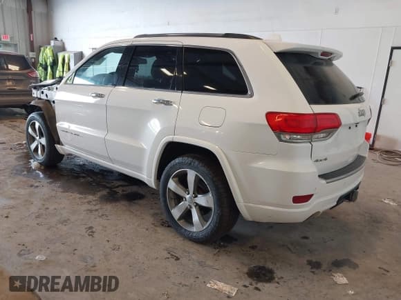 ✅ 2015 Jeep Grand Cherokee Overland • VIN: 1C4RJFCG6FC956820 • Lot: 41644453. Listed on IAAI with 149,339 mi. Free auction sales archive from the USA and detailed vehicle history report at DreamBid. Image 3.