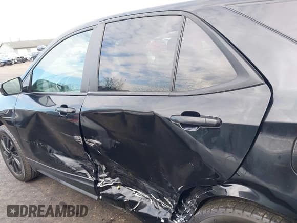 ✅ 2024 Chevrolet Equinox LS • VIN: 3GNAXSEG8RL291744 • Lot: 43543185. Wystawiony na IAAI z przebiegiem 14 326 mil. Bezpłatny archiwum sprzedaży aukcyjnych z USA i szczegółowy raport historii pojazdu na DreamBid. Zdjęcie 14.