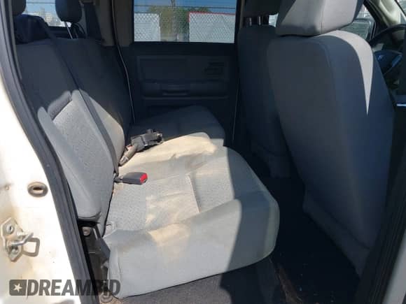 2009 Dodge Dakota z VIN 1D3HW38PX9S789626, wystawiony jako IAAI lot #42693162 z przebiegiem 175 620 mil mil oraz . Historia ofert i sprzedaży dostępna na DreamBid. Obrazek 8.