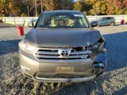 ✅ 2011 Toyota Highlander SE • VIN: 5TDZA3EH7BS008696 • Lot: 91649935. Listed on Copart with 173,346 mi. Free auction sales archive from the USA and detailed vehicle history report at DreamBid. Image 5.