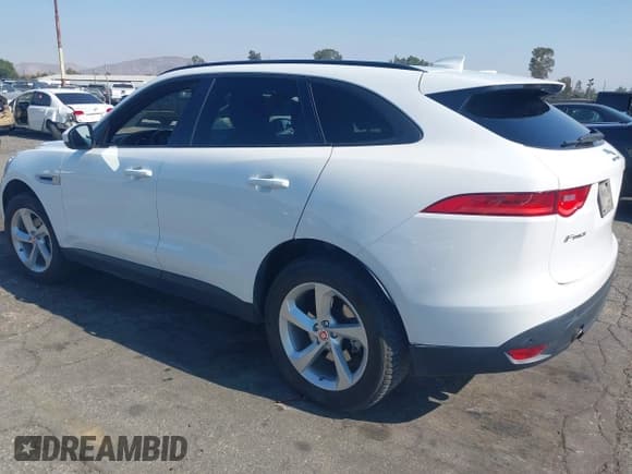 ✅ 2018 Jaguar F-Pace 25t Premium • VIN: SADCJ2FX9JA245549 • Lot: 42943791. Listed on IAAI with 55,847 mi. Free auction sales archive from the USA and detailed vehicle history report at DreamBid. Image 3.