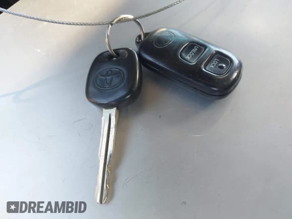 ✅ 2006 Toyota Highlander Limited • VIN: JTEEP21A860181356 • Лот: 43692021. Опубликован ранее на IAAI с пробегом 212 309 миль. Бесплатный доступ к архиву аукционных продаж из США и подробный отчёт об истории автомобиля на DreamBid. Изображение 11.