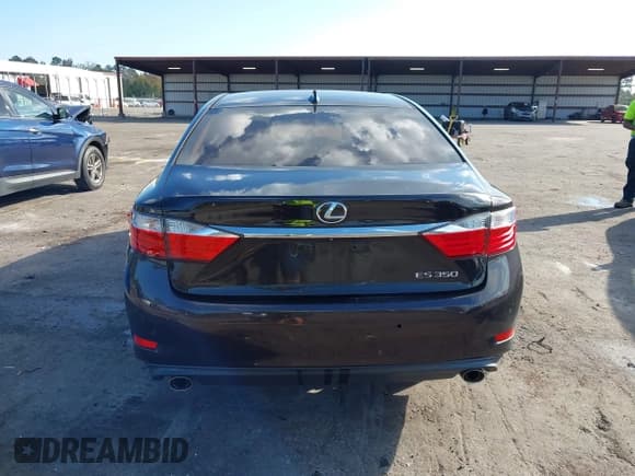✅ 2015 Lexus ES 330 • VIN: JTHBK1GG2F2167984 • Lot: 43653462. Wystawiony na IAAI z przebiegiem 161 076 mil. Bezpłatny archiwum sprzedaży aukcyjnych z USA i szczegółowy raport historii pojazdu na DreamBid. Zdjęcie 16.