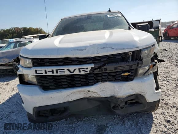 ✅ 2020 Chevrolet Silverado 1500 Custom • VIN: 1GCPWBEF6LZ103672 • Lot: 77603784. Wystawiony na Copart z przebiegiem 188 577 mil. Bezpłatny archiwum sprzedaży aukcyjnych z USA i szczegółowy raport historii pojazdu na DreamBid. Zdjęcie 5.