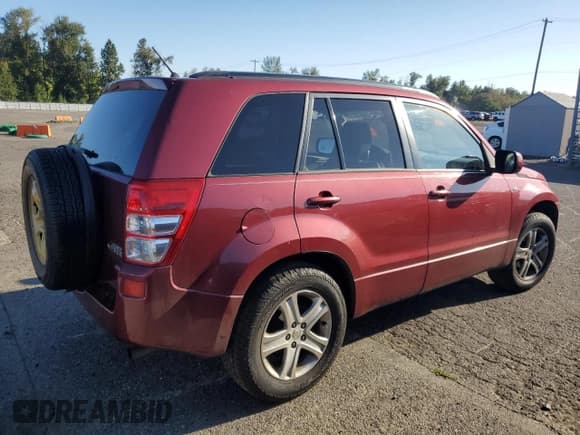✅ 2006 Suzuki Grand Vitara Luxury • VIN: JS3TD947164101256 • Lot: 80878735. Wystawiony na Copart z przebiegiem Nie podano. Bezpłatny archiwum sprzedaży aukcyjnych z USA i szczegółowy raport historii pojazdu na DreamBid. Zdjęcie 3.