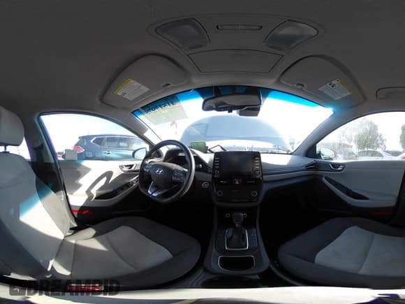 ✅ 2020 Hyundai Ioniq SE • VIN: KMHC75LC0LU188832 • Lot: 41517975. Wystawiony na IAAI z przebiegiem 54 320 mil. Bezpłatny archiwum sprzedaży aukcyjnych z USA i szczegółowy raport historii pojazdu na DreamBid. Zdjęcie 19.