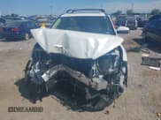 ✅ 2017 Toyota Highlander XLE • VIN: 5TDJZRFHXHS417436 • Lot: 43168533. Wystawiony na IAAI z przebiegiem 130 729 mil. Bezpłatny archiwum sprzedaży aukcyjnych z USA i szczegółowy raport historii pojazdu na DreamBid. Zdjęcie 6.