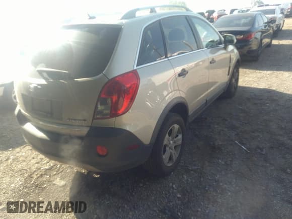✅ 2013 Chevrolet Captiva Sport LS • VIN: 3GNAL2EK6DS577882 • Lot: 42652968. Wystawiony na IAAI z przebiegiem 192 009 mil. Bezpłatny archiwum sprzedaży aukcyjnych z USA i szczegółowy raport historii pojazdu na DreamBid. Zdjęcie 4.