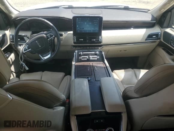 ✅ 2019 Lincoln Navigator Reserve • VIN: 5LMJJ3LT6KEL07874 • Лот: 63613023. Опубликован ранее на Copart с пробегом 82 077 миль. Бесплатный доступ к архиву аукционных продаж из США и подробный отчёт об истории автомобиля на DreamBid. Изображение 8.