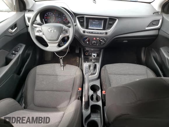 ✅ 2018 Hyundai Accent SEL • VIN: 3KPC24A34JE033969 • Лот: 71807554. Опубликован ранее на Copart с пробегом 131 608 миль. Бесплатный доступ к архиву аукционных продаж из США и подробный отчёт об истории автомобиля на DreamBid. Изображение 8.
