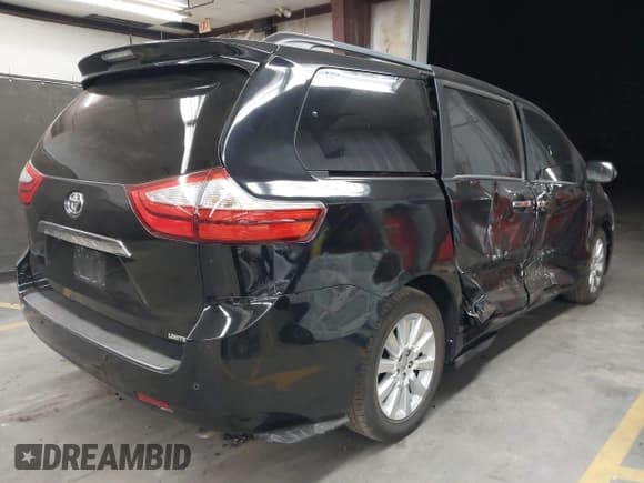 ✅ 2016 Toyota Sienna XLE • VIN: 5TDYK3DC2GS757749 • Лот: 42617318. Опубликован ранее на IAAI с пробегом 139 737 миль. Бесплатный доступ к архиву аукционных продаж из США и подробный отчёт об истории автомобиля на DreamBid. Изображение 4.