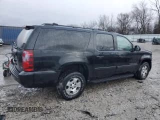 ✅ 2007 Chevrolet Suburban LTZ • VIN: 3GNFK16367G132334 • Lot: 81407164. Wystawiony na Copart z przebiegiem 201 998 mil. Bezpłatny archiwum sprzedaży aukcyjnych z USA i szczegółowy raport historii pojazdu na DreamBid. Zdjęcie 3.