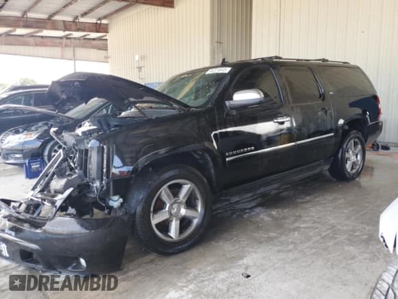 ✅ 2013 Chevrolet Suburban LTZ • VIN: 1GNSCKE00DR188905 • Lot: 46224845. Wystawiony na Copart z przebiegiem 212 260 mil. Bezpłatny archiwum sprzedaży aukcyjnych z USA i szczegółowy raport historii pojazdu na DreamBid. Zdjęcie 1.