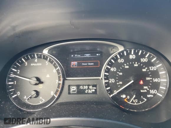 ✅ 2014 Nissan Pathfinder SV • VIN: 5N1AR2MMXEC699528 • Lot: 92257965. Listed on Copart with 153,816 mi. Free auction sales archive from the USA and detailed vehicle history report at DreamBid. Image 9.