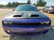 ✅ 2018 Dodge Challenger SXT Plus • VIN: 2C3CDZAG2JH334324 • Lot: 84433715. Wystawiony na Copart z przebiegiem 94 491 mil. Bezpłatny archiwum sprzedaży aukcyjnych z USA i szczegółowy raport historii pojazdu na DreamBid. Zdjęcie 5.