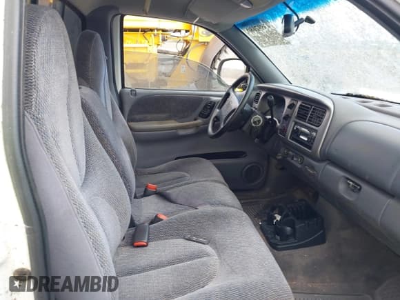 ✅ 1998 Dodge Dakota SLT • VIN: 1B7FL26Y5WS583852 • Lot: 43892080. Listed on IAAI with 119,909 mi. Free auction sales archive from the USA and detailed vehicle history report at DreamBid. Image 8.