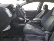 ✅ 2018 Honda Clarity Touring • VIN: JHMZC5F36JC005327 • Lot: 65470065. Wystawiony na Copart z przebiegiem 19 590 mil. Bezpłatny archiwum sprzedaży aukcyjnych z USA i szczegółowy raport historii pojazdu na DreamBid. Zdjęcie 7.