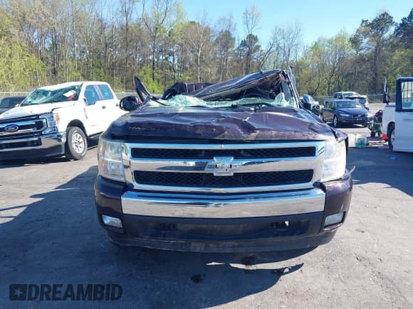 ✅ 2008 Chevrolet Silverado 1500 1LT • VIN: 2GCEC19J281121787 • Lot: 41859926. Listed on IAAI with Not provided. Free auction sales archive from the USA and detailed vehicle history report at DreamBid. Image 6.