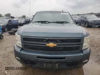 2013 Chevrolet Silverado 1500 LTZ z VIN 3GCPCTE04DG202034, wystawiony jako Copart lot #80928105 z przebiegiem 177 595 mil mil oraz Szkoda całkowita • Salvage title. Historia ofert i sprzedaży dostępna na DreamBid. Obrazek 5.