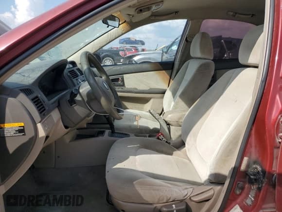 ✅ 2005 Kia Spectra LX • VIN: KNAFE121155079015 • Lot: 89492695. Wystawiony na Copart z przebiegiem 196 820 mil. Bezpłatny archiwum sprzedaży aukcyjnych z USA i szczegółowy raport historii pojazdu na DreamBid. Zdjęcie 7.