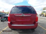 ✅ 2006 Kia Sedona LX • VIN: KNDMB233966099873 • Lot: 43591630. Wystawiony na IAAI z przebiegiem 173 167 mil. Bezpłatny archiwum sprzedaży aukcyjnych z USA i szczegółowy raport historii pojazdu na DreamBid. Zdjęcie 16.