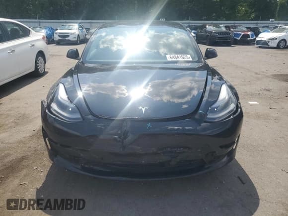 ✅ 2022 Tesla Model 3 Long Range • VIN: 5YJ3E1EB4NF190425 • Lot: 64841925. Wystawiony na Copart z przebiegiem 142 316 mil. Bezpłatny archiwum sprzedaży aukcyjnych z USA i szczegółowy raport historii pojazdu na DreamBid. Zdjęcie 5.