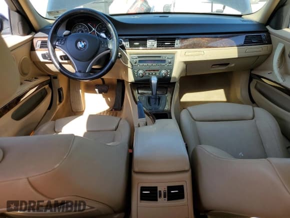 ✅ 2008 BMW 3 Series 335i • VIN: WBAVB775X8NM05305 • Lot: 55230935. Listed on Copart with 128,906 mi. Free auction sales archive from the USA and detailed vehicle history report at DreamBid. Image 8.
