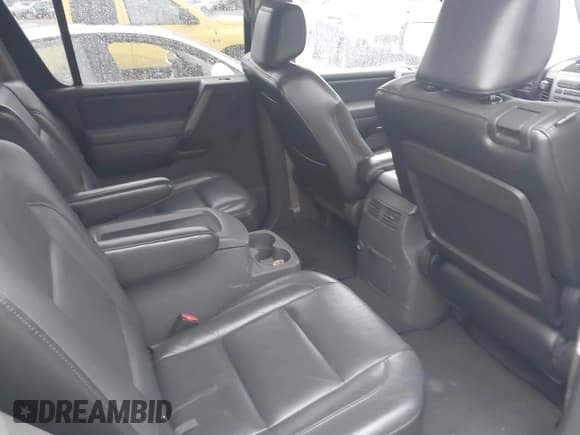 ✅ 2005 Nissan Armada LE • VIN: 5N1AA08B25N701832 • Lot: 43776144. Wystawiony na IAAI z przebiegiem 159 294 mil. Bezpłatny archiwum sprzedaży aukcyjnych z USA i szczegółowy raport historii pojazdu na DreamBid. Zdjęcie 8.
