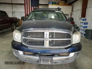 ✅ 2007 Dodge 1500 ST • VIN: 1D7HU18P47J576828 • Лот: 70160834. Опубликован ранее на Copart с пробегом 199 962 миль. Бесплатный доступ к архиву аукционных продаж из США и подробный отчёт об истории автомобиля на DreamBid. Изображение 5.
